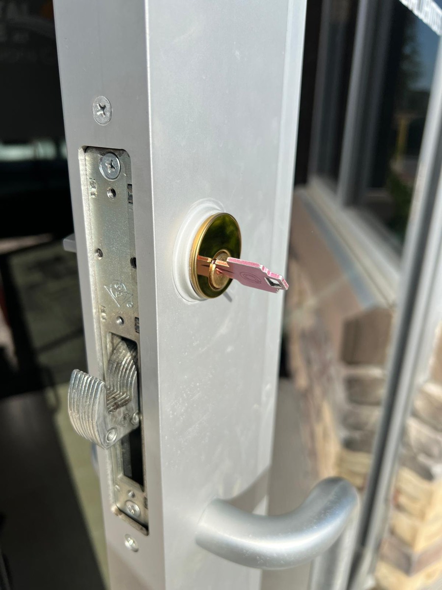 Storefront lockout in Fruit Cove, FL